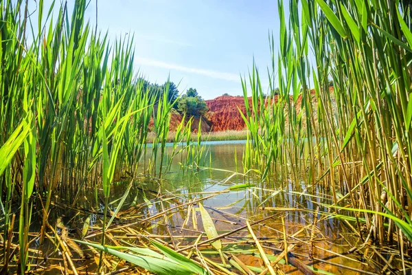 Lac de carrière de bauxite à Otranto, Italie — Photo