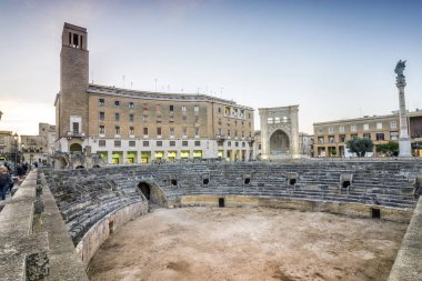 Antik amfitiyatro Lecce, İtalya