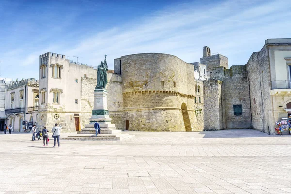 Historiska sevärdheter i Otranto, Apulien, Italien — Stockfoto