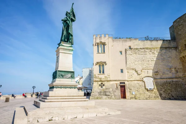 Château médiéval et monument à Otrante, Italie — Photo