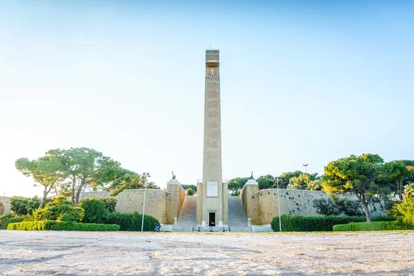 Monument to the Sailor of Italy, Brindisi. — Stock Photo, Image