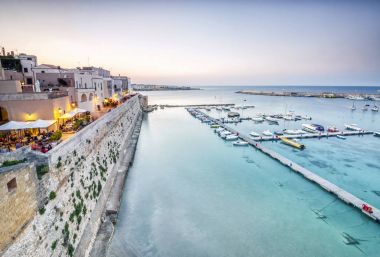 Güzel Otranto Adriyatik Denizi, İtalya