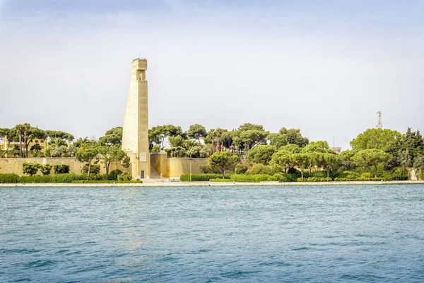 Monument to the Sailor of Italy, Brindisi, Puglia, Italy — Stock Photo, Image