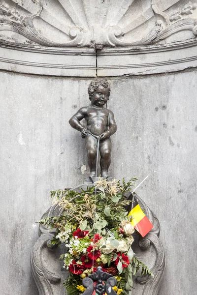 Fontanna Manneken pis - symbol Bruxells, Belgia — Zdjęcie stockowe