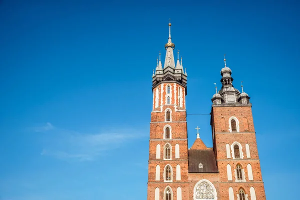Βασιλική του Saint Mary στο κέντρο της πόλης της Κρακοβίας, Πολωνία — Φωτογραφία Αρχείου