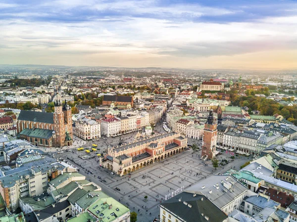 Middeleeuwse marktplein above, Krakow, Polen — Stockfoto