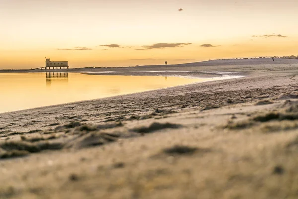 Schöner strand in fuseta von ria formosa, algarve, portugal — Stockfoto