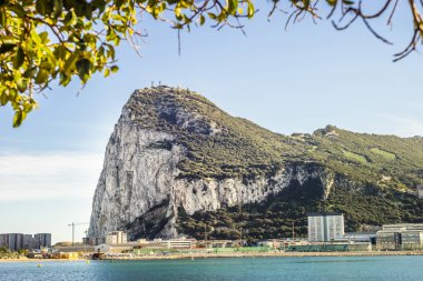 Cebelitarık Rock İspanya, İngiliz denizaşırı toprakları üzerinden görüldü