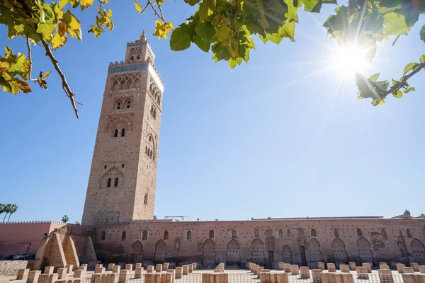 Mecset a 12. századból a marokkói Marrakech óvárosában — Stock Fotó