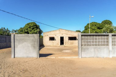 Maputo, Zimpeto, Mozambik 'in banliyölerinde sıradan bir Afrikalı evi.