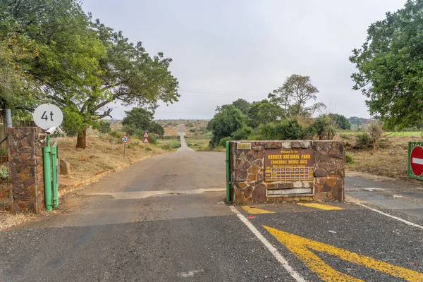 Kruger National Park Sud Africa Maggio 2019 Crocodile Bridge Gate — Foto Stock