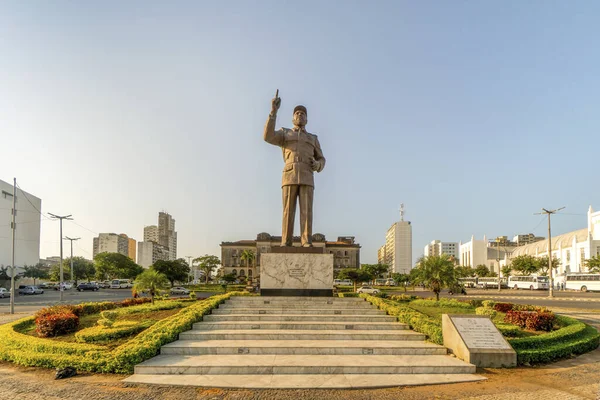 莫桑比克首都马普托独立广场上的Machel Samora雕像 免版税图库照片