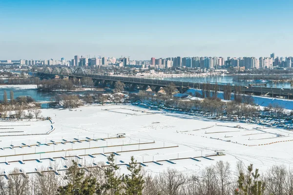 Vista do inverno Dnieper . — Fotografia de Stock