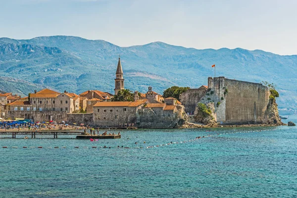 Budva az egyik legjobb állapotban fennmaradt középkori Földközi-tengeri városok. — Stock Fotó