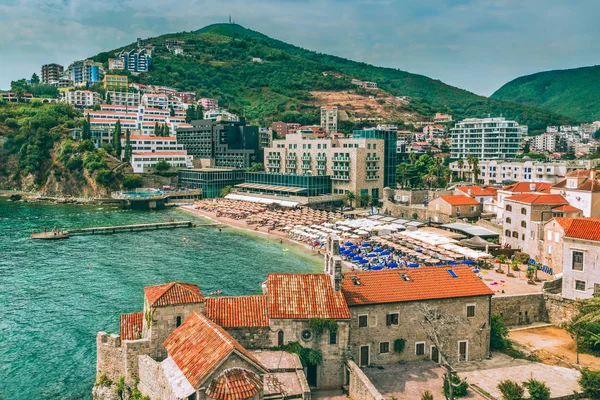 Fragmento del casco antiguo de Budva . — Foto de Stock