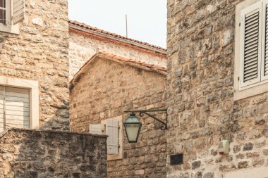 Old Town Budva, Karadağ. İlk söz bu şehrin - 26'dan fazla yüzyıllar önce. Biz eski evleri görmek.