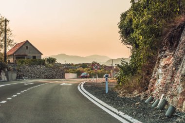 Yol, otoyol Balkan Dağları, Karadağ. 