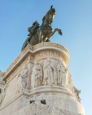 Vittorio Emanuele Ii veya Altare della Patria 'nın görkemli anıtının manzarası. 