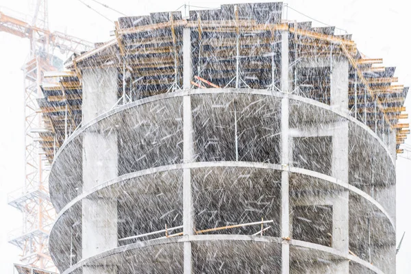 Mart Ayında Kar Yağışı Ukrayna Nın Kiev Kentinde Inşaat Inşaat — Stok fotoğraf