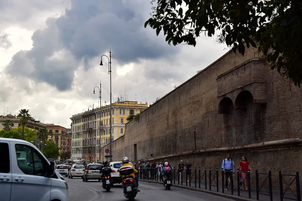 Viale Vaticano Muro Que Rodeia Cidade Vaticano — Fotografia de Stock