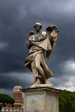 Sant Angelo Şatosu ve Ponte Sant Angelo Roma, İtalya 'daki Melek Heykelleriyle