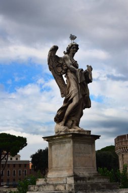 Sant Angelo Şatosu ve Ponte Sant Angelo Roma, İtalya 'daki Melek Heykelleriyle