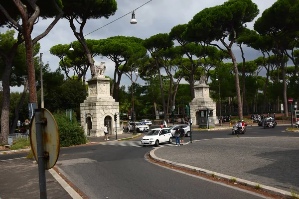 Piazzale Brasile Com Estátuas Águia Lado Porta Pinciana Cidade Roma — Fotografia de Stock