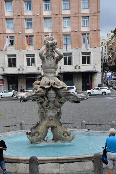 Fontana Del Tritone Palazzo Margherita Fontána Tritone Náměstí Piazza Barberini — Stock fotografie