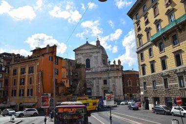 Via Paola ve San Giovanni dei Fiorentini Roma, İtalya 'da