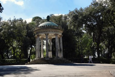 Tempio di Diana Roma, İtalya 'daki Villa Borghese Parkı' nda.