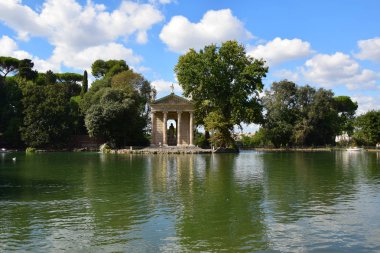Tempio di Esculapio - İtalya 'nın Roma şehrindeki Villa Borghese Parkı' ndaki Asclepius Tapınağı