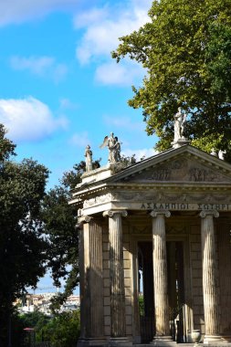 Tempio di Esculapio - İtalya 'nın Roma şehrindeki Villa Borghese Parkı' ndaki Asclepius Tapınağı