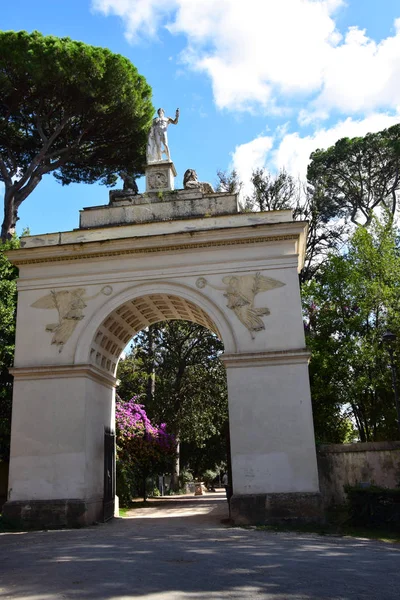 Arco Romano Parque Villa Borghese Cidade Roma Itália — Fotografia de Stock
