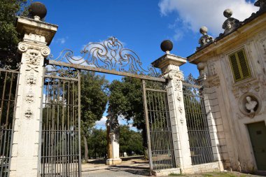 Edificio della Meridiana Roma, İtalya 'daki Villa Borghese Parkı' nda
