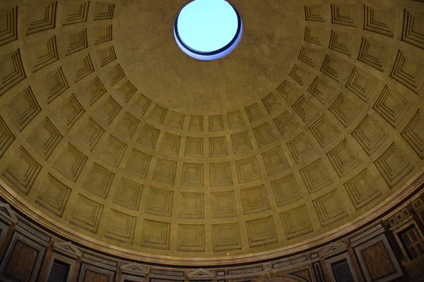Roma Talya Daki Pantheon Içi — Stok fotoğraf