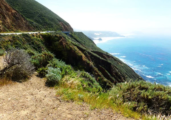 Côte Californie Avec Ses Falaises Hautes Dentelées Route Excursion Autoroute — Photo