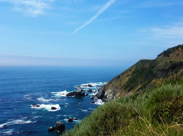 California Coastline Its High Jagged Cliffs Road Trip Highway Discovery — Foto de Stock