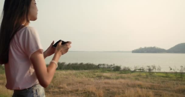 Traveler Young Asian Woman Take Photo Film Camera Forest Mountain — Stock Video