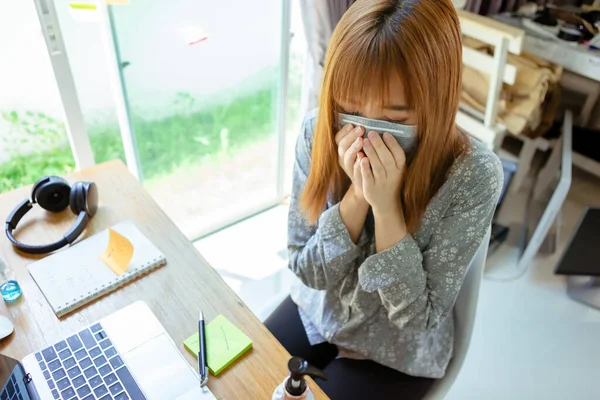 Coronavirus Covid Crisis Enfermo Asiático Mujer Paciente Usando Máscara Seca — Foto de Stock