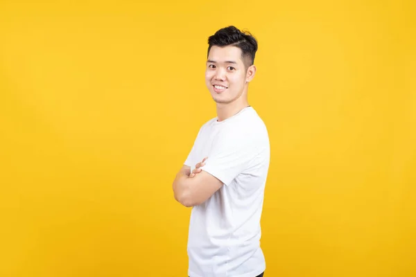 Atractivo Retrato Feliz Joven Asiático Hombre Sonriendo Mirando Cámara Con — Foto de Stock
