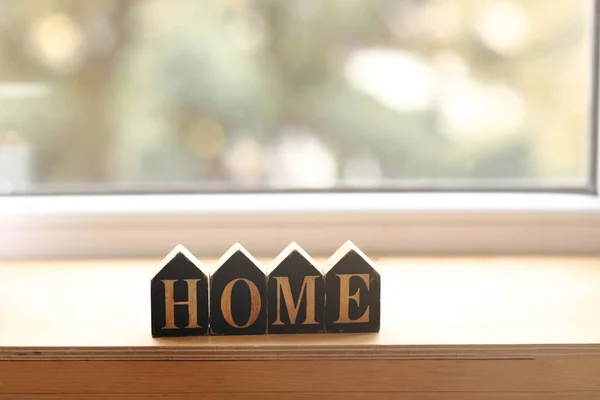 Stillleben Home Dekor Einem Gemütlichen Haus Mit Holzbuchstaben Mit Der — Stockfoto