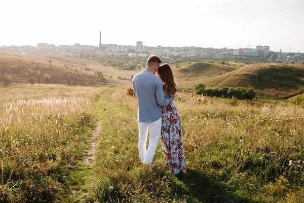 Young Couple Hugging Love Outdoor Stunning Sensual Outdoor Portrait Young — Stock Photo, Image