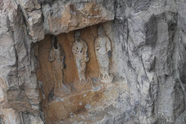 Luoyang, Çin mağaralarda Longmen