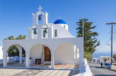 Yunan Ortodoks Kilisesi Santorini üzerinde Şapel ile çan