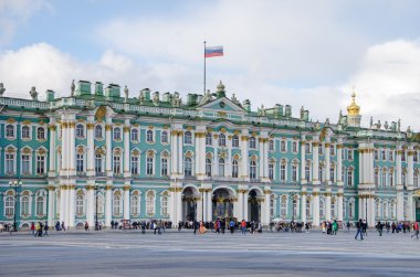 Saint Petersburg'daki Kış Sarayı'nın asıl cephe