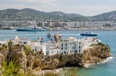 Eixample ve marina Ibiza beldesi