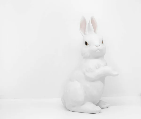 Lapin de Pâques blanc — Photo