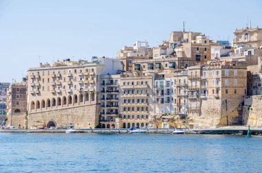 Senglea waterfront modern parçası ile