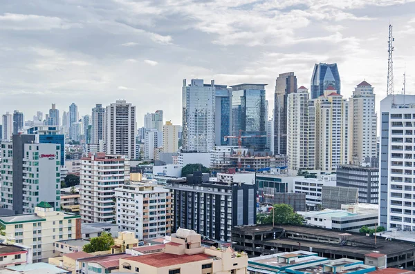 Skyline z Panama City w pochmurny dzień Zdjęcie Stockowe