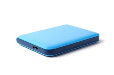 Beyaz arkaplanda büyük miktarda belleğe sahip Ssd veya Hdd sürücüsü, yakın plan.